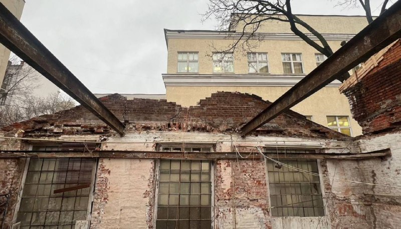 В центре Москвы завершают реставрацию дома-мастерской скульптора Николая АндрееваЗдание 1894 года восстановили довольно быстро - работами занималось Агентство реновации архитектурного наследия «Интеллект»